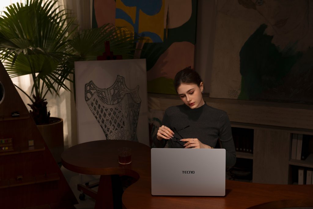 tecno-представила-специальное-предложение-на ноутбуки-megabook-k15s-и k16s