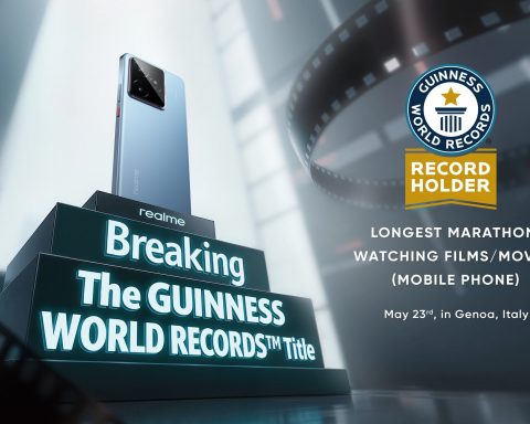 realme gt-7-сутки-без-перерыва-проигрывал-фильмы —-мировой-рекорд