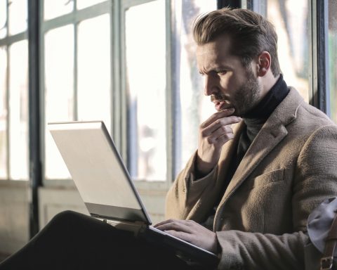 Треть-российских-предпринимателей-используют-ИИ-в-своей-работе