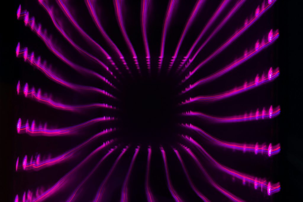 В-России-разработали-светящееся-вещество-для-обеззараживания-поверхностей