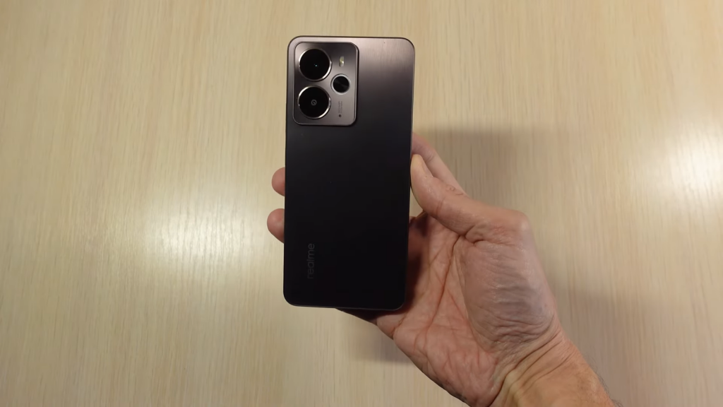 Смартфон-до-20-тысяч:-poco-x7-сравнили-с-realme-14