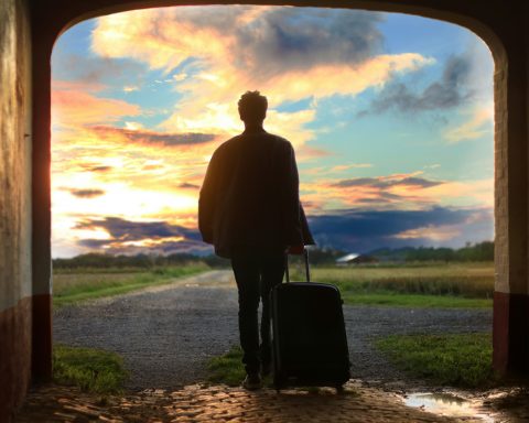 В-Яндекс-Путешествиях-появилась-возможность-задать-вопрос-нейросети