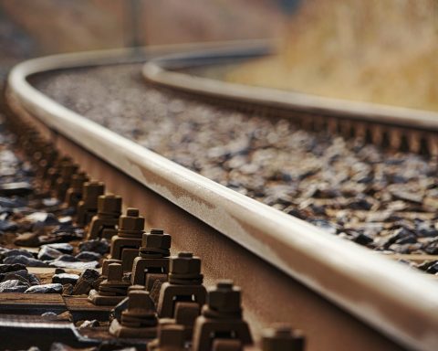 В Петербурге-появились-лаборатории-для-строительства-ВСМ-Москва —-Санкт-Петербург