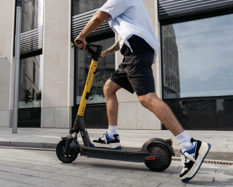 whoosh-и МТС-Юрент-ввели-рейтинг-для-пользователей-электросамокатов