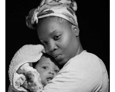 Учёные-обнаружили,-что-пение-младенцам-улучшает-их-настроение