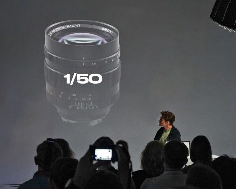 «Швабе»-выпустил-сверхсветосильный-объектив-«Зенитар»