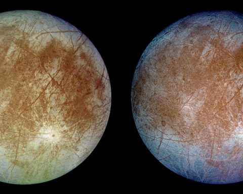 Астрономы:-спутник-Юпитера-Европа-претендует-на-обитаемость-после-смерти-Солнца