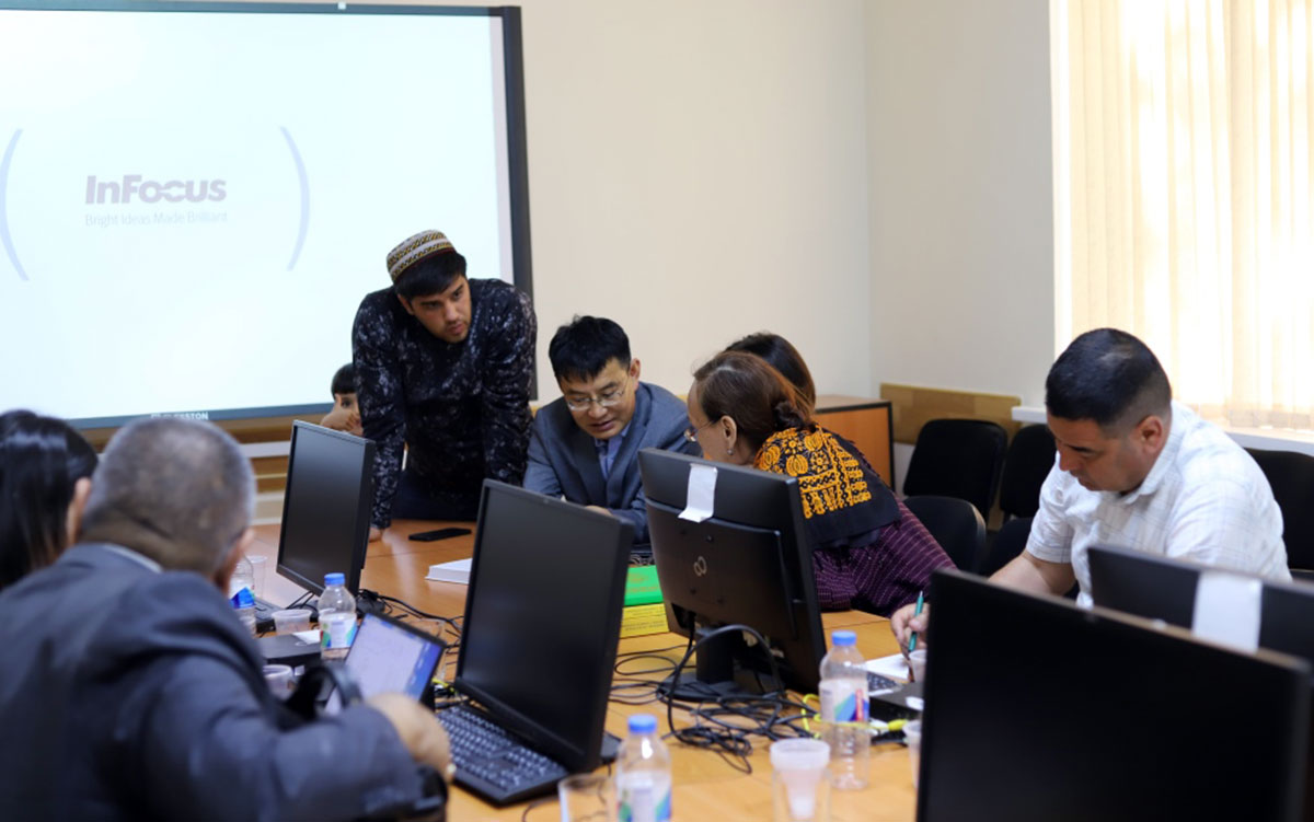 v ashhabade sostoyalas vstrecha s kitajskimi uchyonymi THE ASHGABAT TIMES