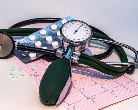 Кардиолог:-гипертония-—-«массовый-убийца»-из-за-бессимптомного-течения