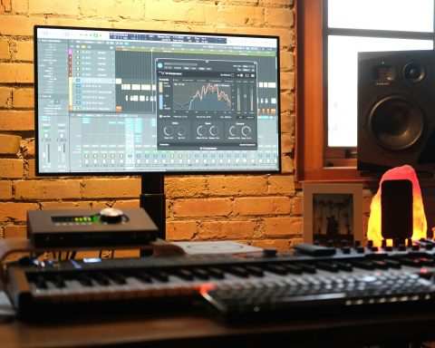 Разработаны-отечественные-акустические-мониторы-для-работы-со-звуком