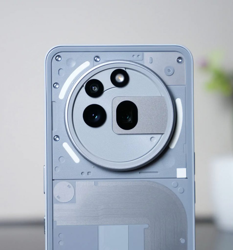 Свежая-утечка-подтвердила-месяц-выхода-и-раскрыла-цены-на-nothing-phone-(3)