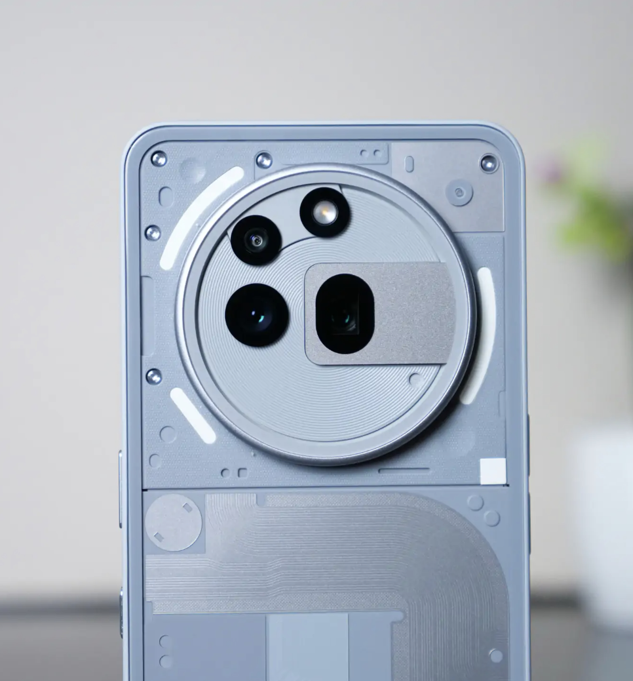 Свежая-утечка-подтвердила-месяц-выхода-и-раскрыла-цены-на-nothing-phone-(3)