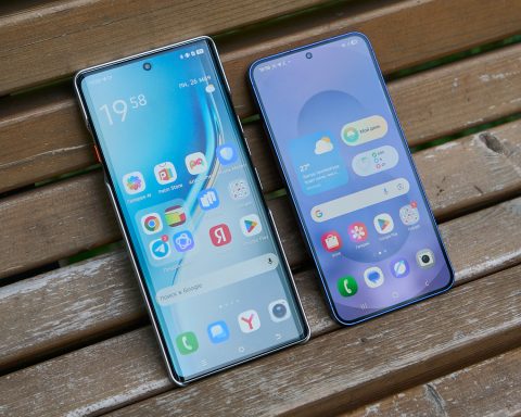 Выглядит-как-реклама,-но-нам-пoфигy:-сравнение-tecno-camon-40-pro-5g-и-samsung-galaxy-s25