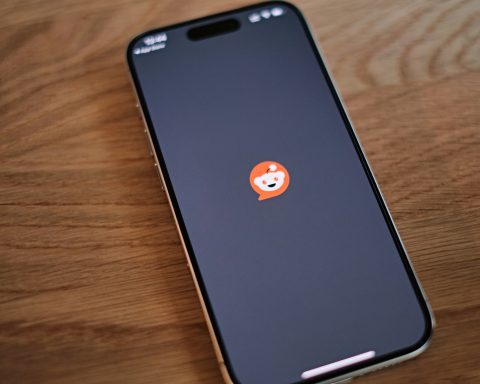 reddit-подал-в-суд-на-anthropic-за-использование-пользовательских-данных