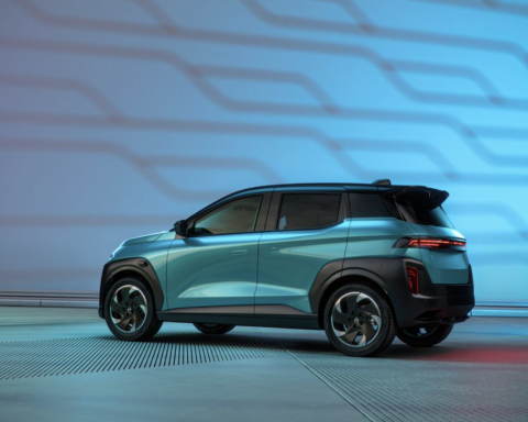 ntechlab-разработала-систему-распознавания-лиц-для-электромобиля-«Атом»