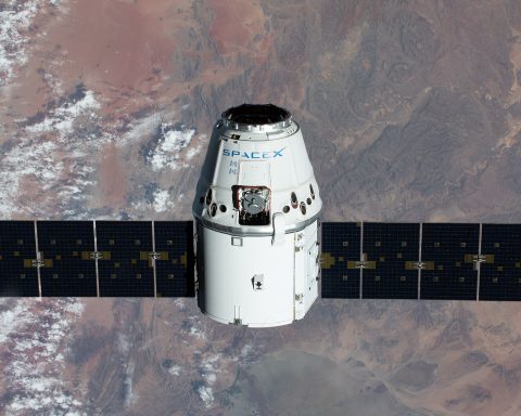 nasa-заявило-о-приверженности-космическим-целям-Трампа-после-угроз-Маска