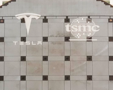 tesla-обучила-суперкомпьютер-dojo-поиску-дефектных-ядер-без-сбоев-в-работе