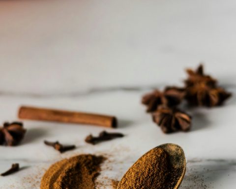 Врач-назвал-кофе-и-специи-продуктами,-ускоряющими-метаболизм