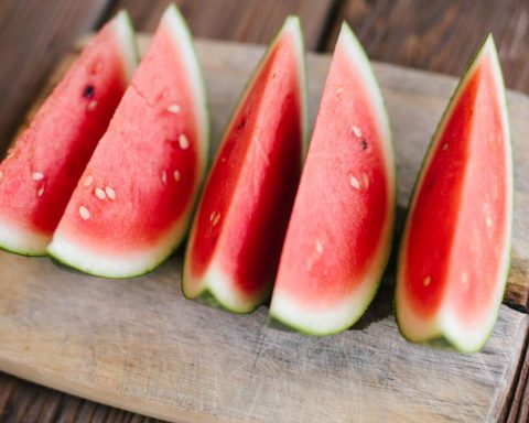 Названы-полезные-для-здоровья-свойства-арбуза