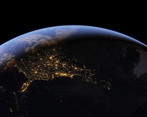 В-google-earth-появилась-возможность-просматривать-исторические-виды-улиц