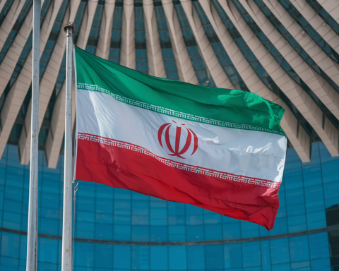 Эксперт-рассказал,-почему-иранские-ПВО-не справились-с ударами-Израиля-и США