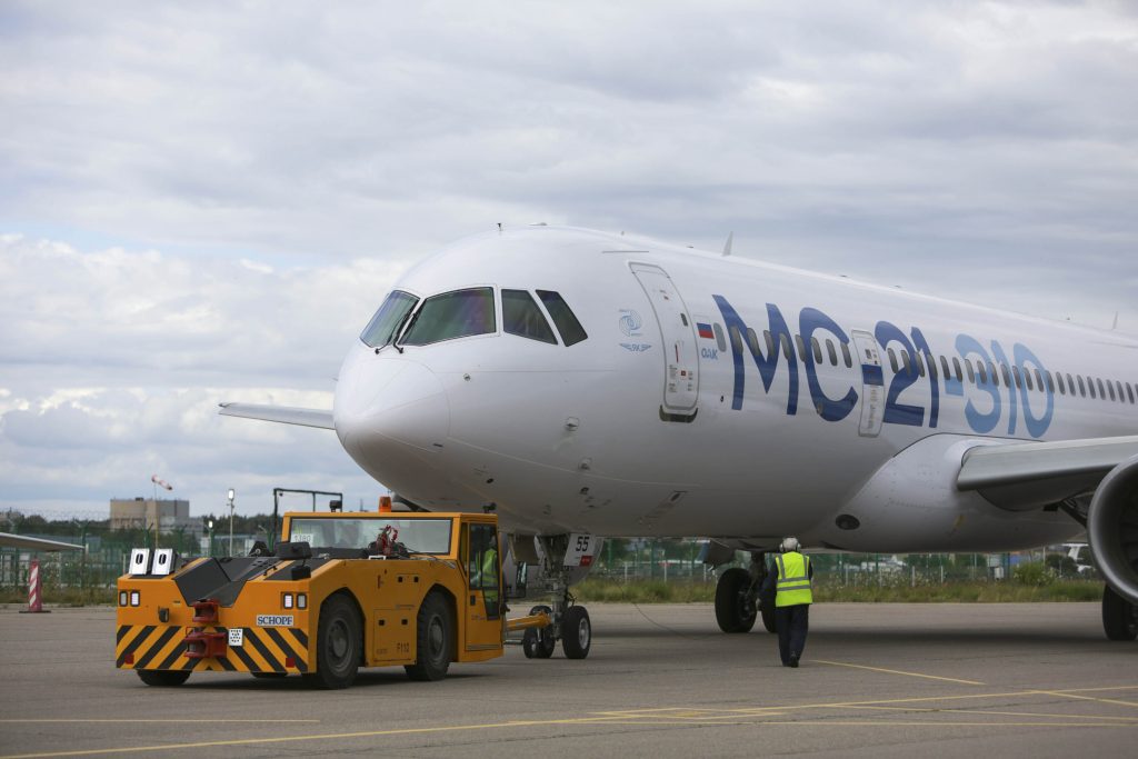 Самолёт-МС-21-с-отечественными-агрегатами-приступил-к-сертификационным-испытаниям
