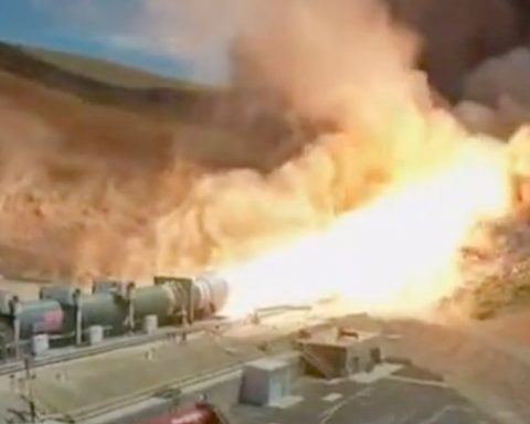 nasa-провело-тесты-ускорителя-для-лунной-миссии,-которым-вряд ли-воспользуются