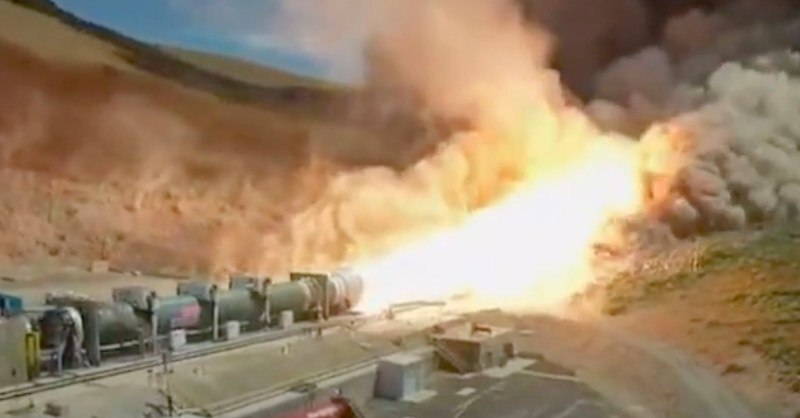 nasa-провело-тесты-ускорителя-для-лунной-миссии,-которым-вряд ли-воспользуются