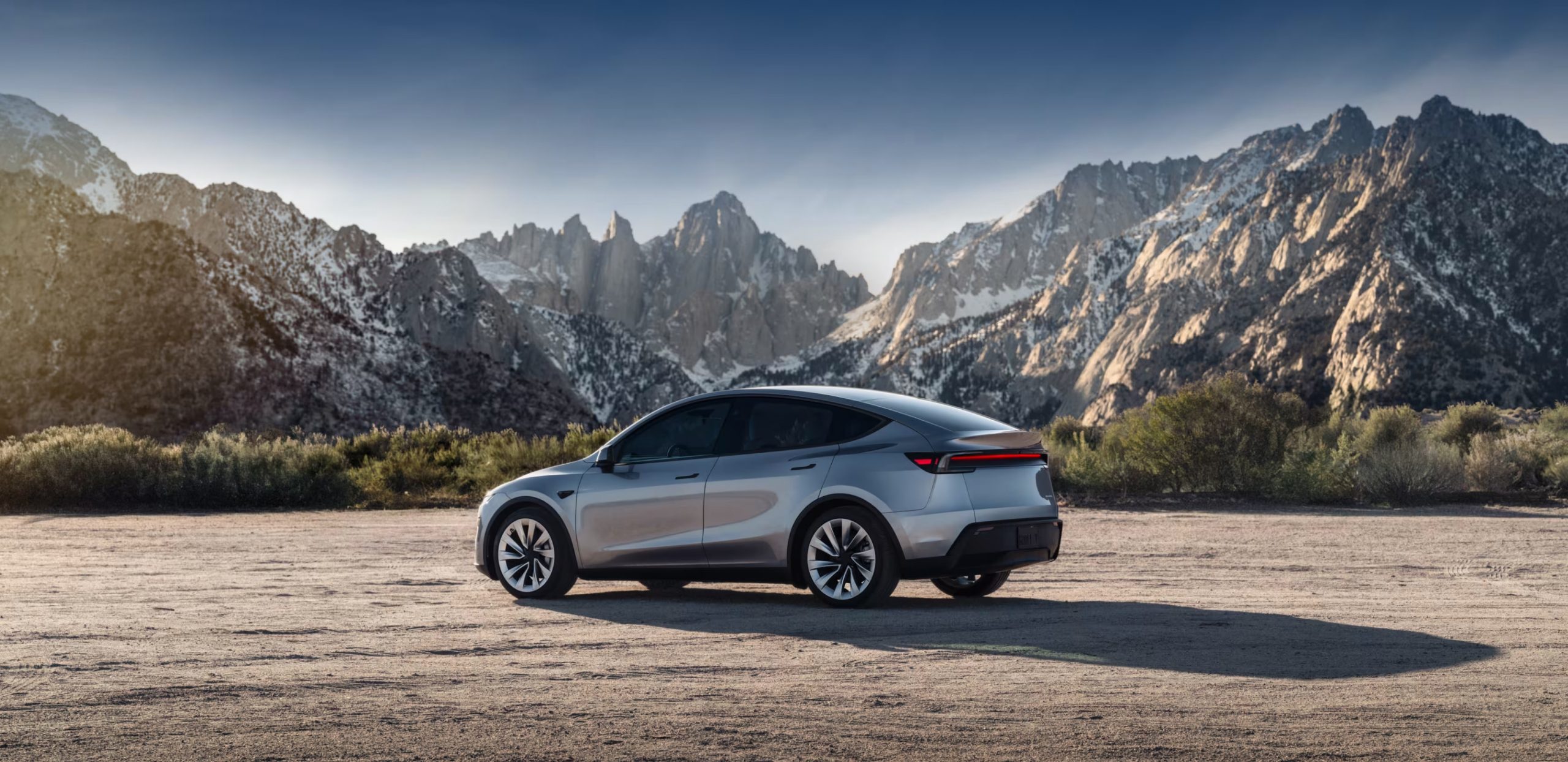 Маск-заявил,-что-электромобиль-tesla-впервые-автономно-доехал-от-завода-до-клиента