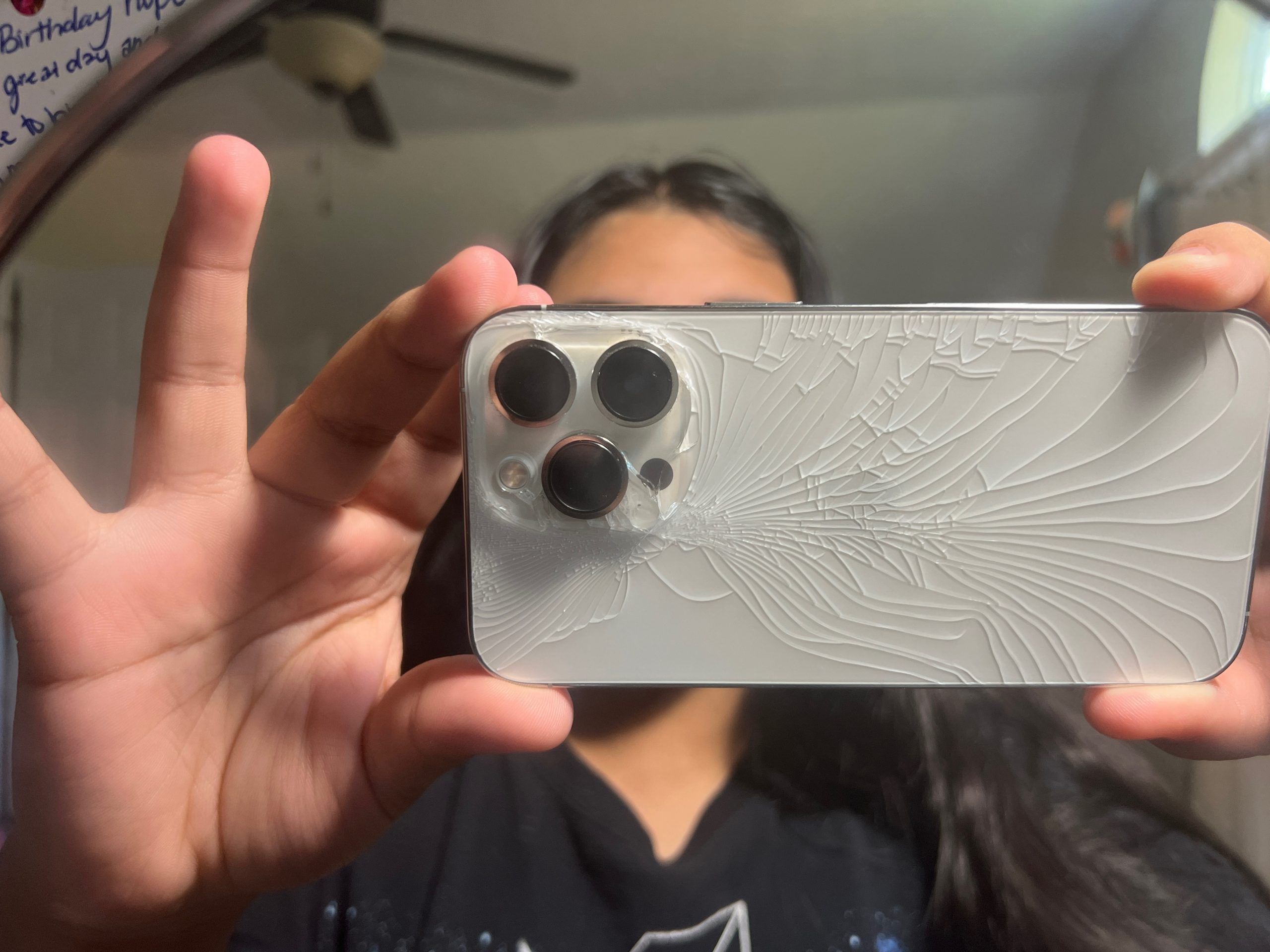 Что-чаще-всего-ломается-в-новых-iphone:-мнение-мастера-по-ремонту