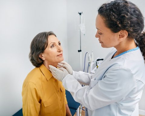 Внезапные-изменения-веса-и-другие-признаки,-что-вам-нужно-к-эндокринологу