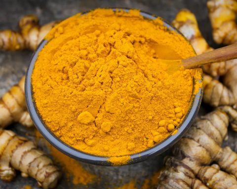 Доказано:-у-куркумы-больше-антиоксидантных-преимуществ,-чем-у-имбиря