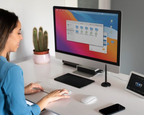 Тарифы-Трампа-«спровоцировали»-всплеск-продаж-компьютеров-apple