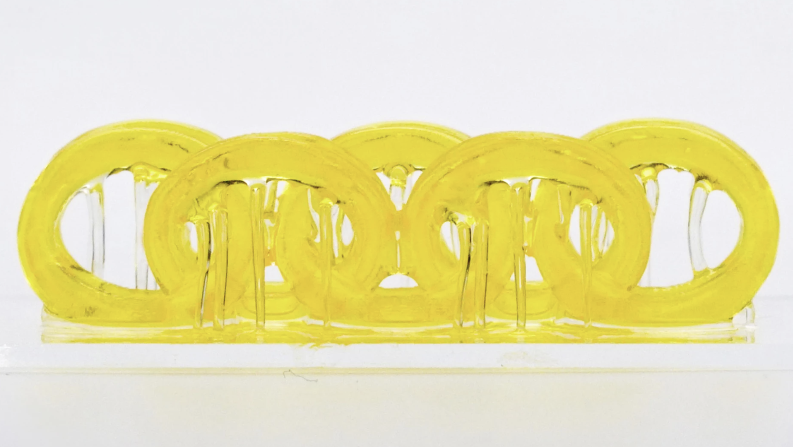 Учёные-создали-материал-для-3d-принтера —-он может-быть-сразу-твёрдым-и мягким