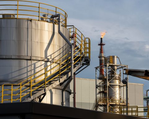 В-России-создали-катализатор-для-упрощения-добычи-высоковязкой-тяжёлой-нефти