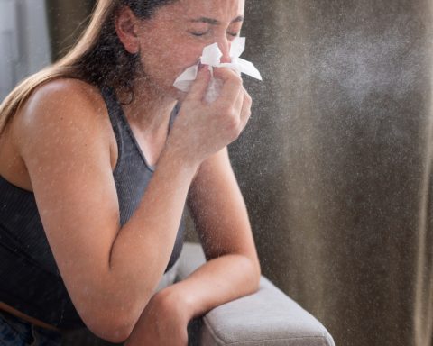 Врач:-для-избавления-от-аллергии-на-пыль-важно-устранить-нарушения-иммунитета