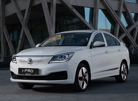 Россияне-стали-покупать-меньше-электромобилей:-в-июне-спрос-снизился-до-965-машин