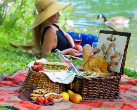 Перечислены-способы-избежать-пищевого-отравления-во-время-пикников
