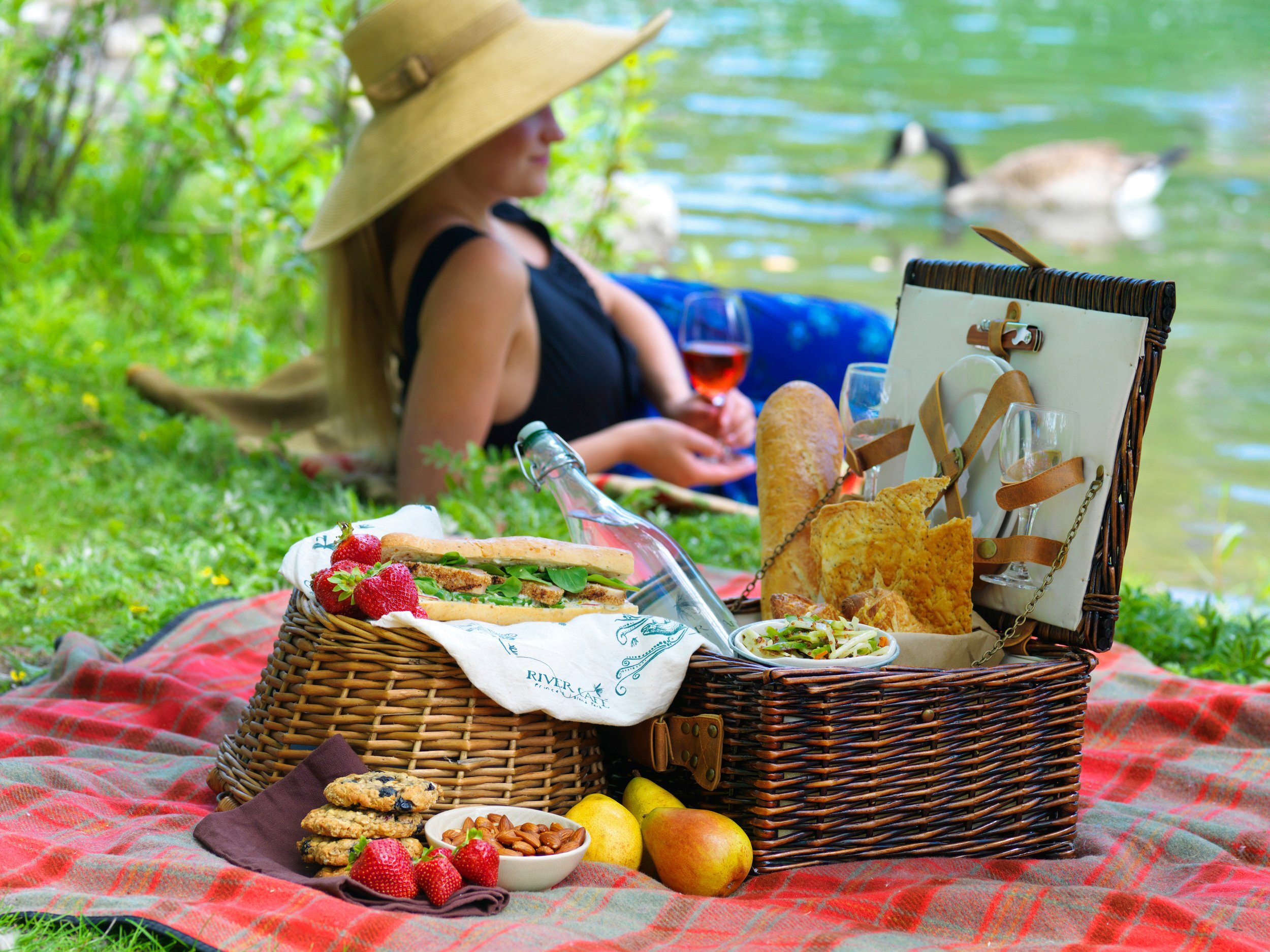 Перечислены-способы-избежать-пищевого-отравления-во-время-пикников