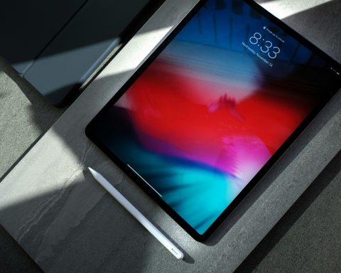 Продажи-планшетов-в России-выросли-на 8%-в первой-половине-2025-года