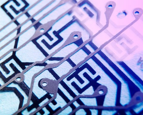 Специалисты-из-МГУ-создали-новый-протокол-квантового-шифрования