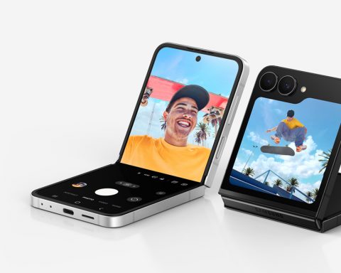 Крупные-операторы-США-отказались-продавать-складной-samsung-galaxy-z flip7-fe