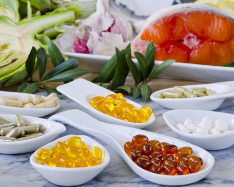 Названы-риски-и-побочные-эффекты-популярных-БАДов