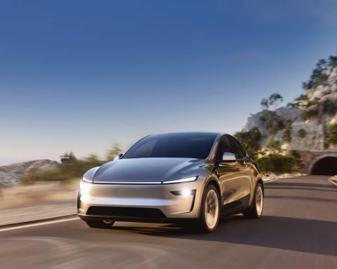 tesla-добилась-выхода-на-рынок-Индии-через-девять-лет-после-анонса