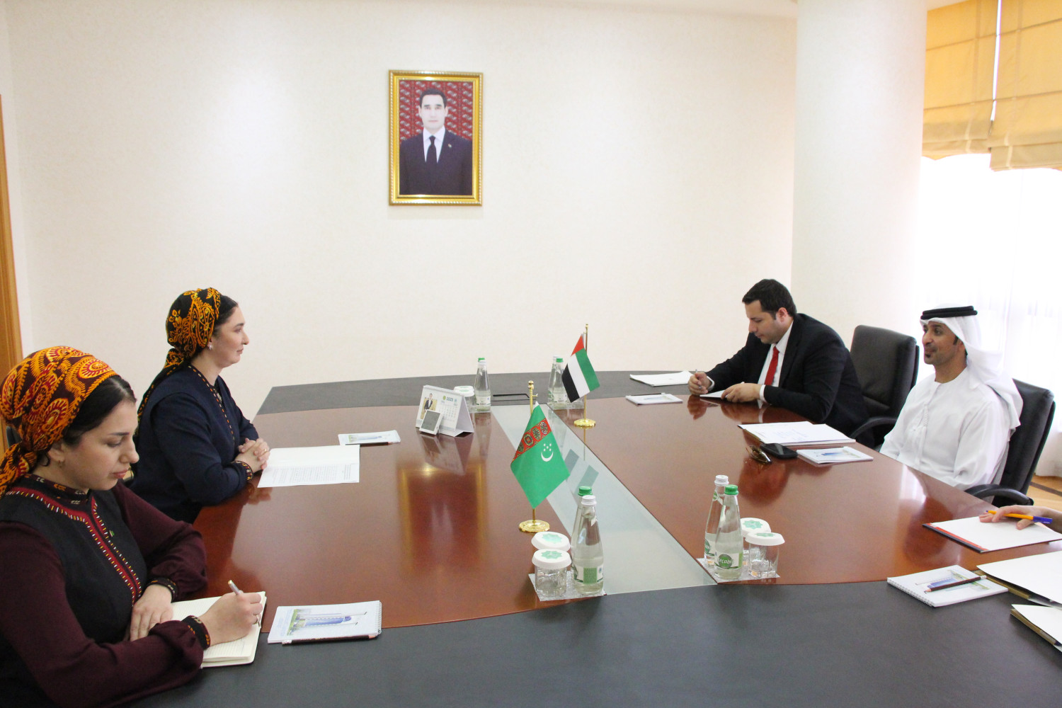 В-МИД-Туркменистана-состоялась-встреча-с-Послом-ОАЭ