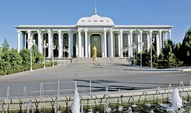 Меджлис-Туркменистана-продолжает-совершенствовать-законодательство-страны