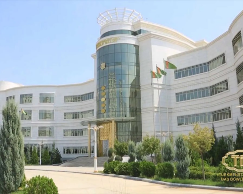 В-Туркменистане-введены-новые-требования-к-аттестации-специалистов-в-промбезопасности