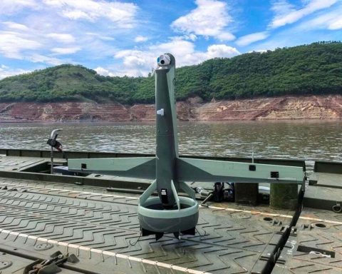 Китай-разработал-«умный»-беспилотник-с-вертикальным-взлётом-и-посадкой