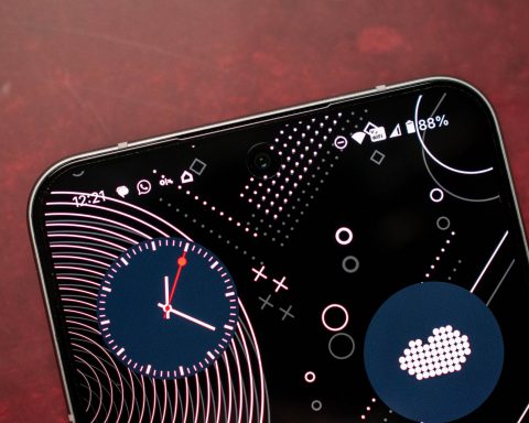 nothing-снизила-ШИМ-на-phone-3-«для-улучшения-изображения-при-низкой-яркости»