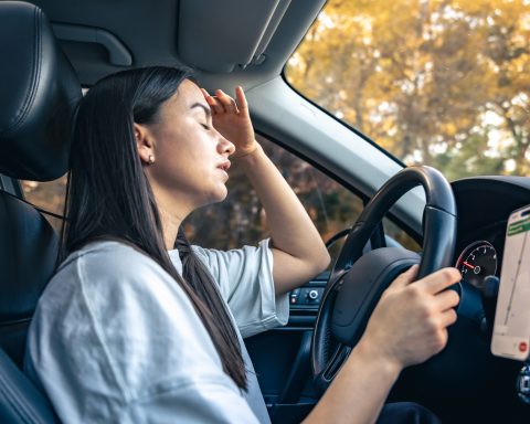 Эксперт-предупредил-о-влиянии-жары-не-только-на-водителя,-но-и-на-работу-машины